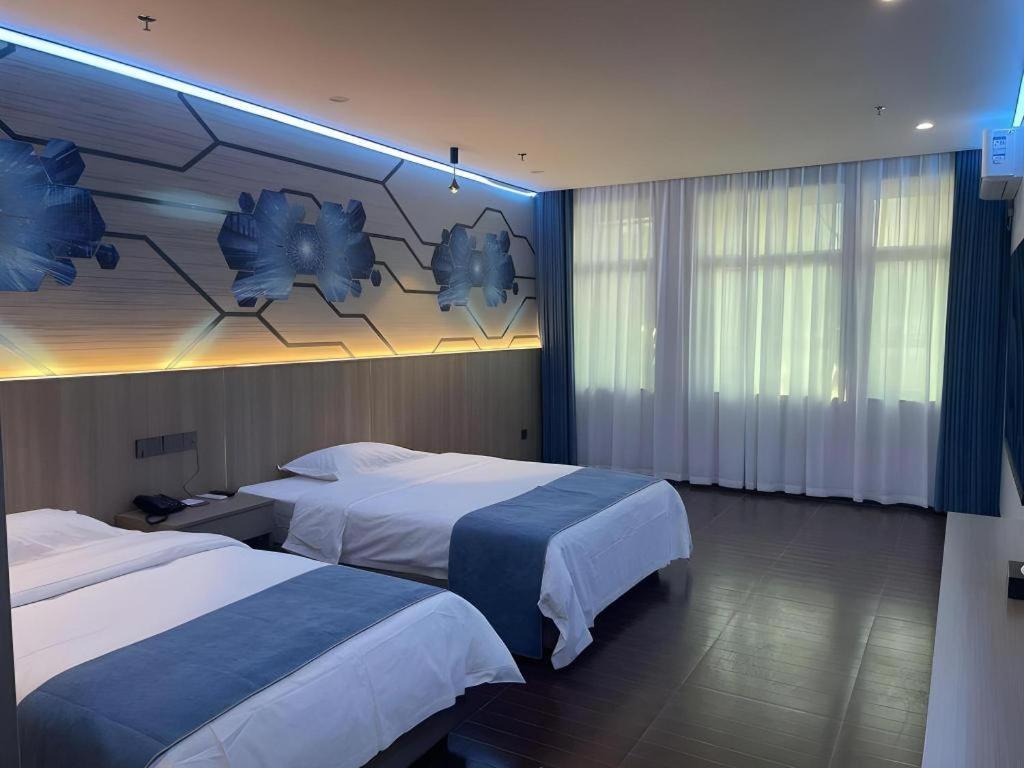 Carrianna Hotel Foshan Exterior photo