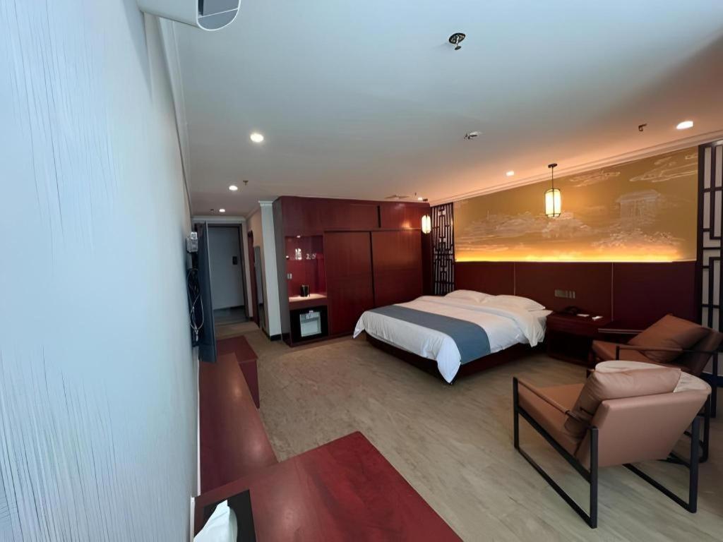 Carrianna Hotel Foshan Exterior photo